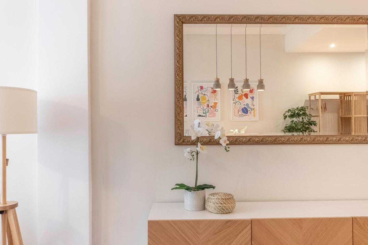Spacious And Lovely In The Center Of Appartement *