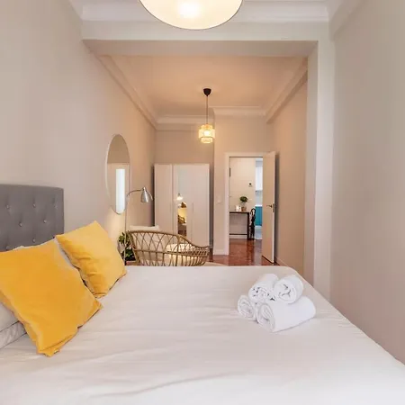 Spacious And Lovely In The City Center Of Bilbao Exterior foto