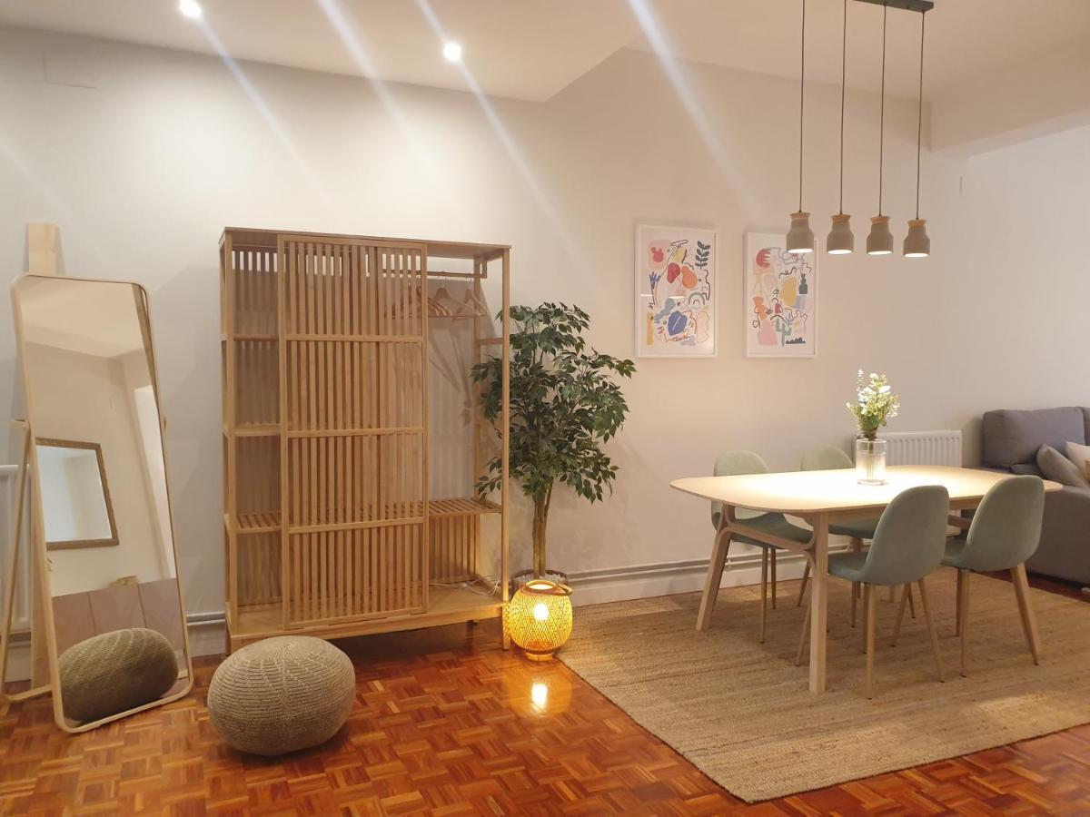 Spacious And Lovely In The Center Of Apartment